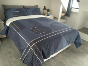 Up Stairs Double Apartment Innishannon Mariners Rest